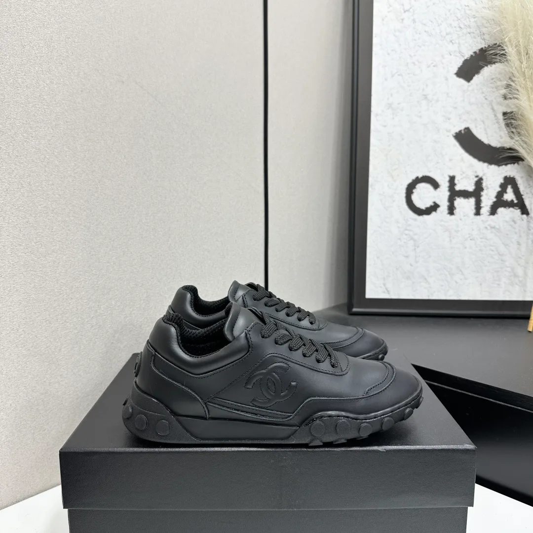 Кроссовки Женские Chanel 18025582