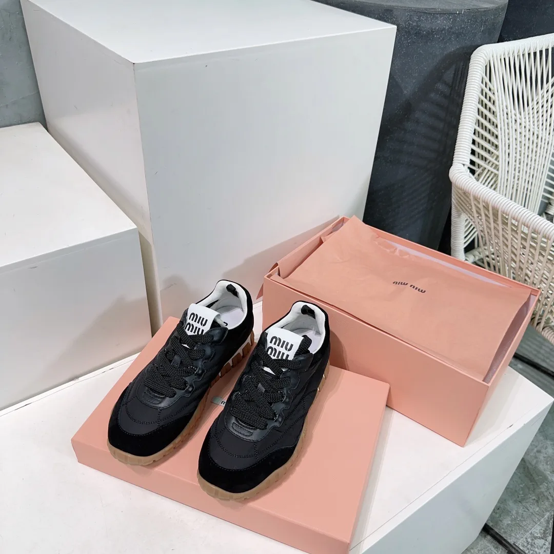 Кроссовки Женские Miu Miu 12101