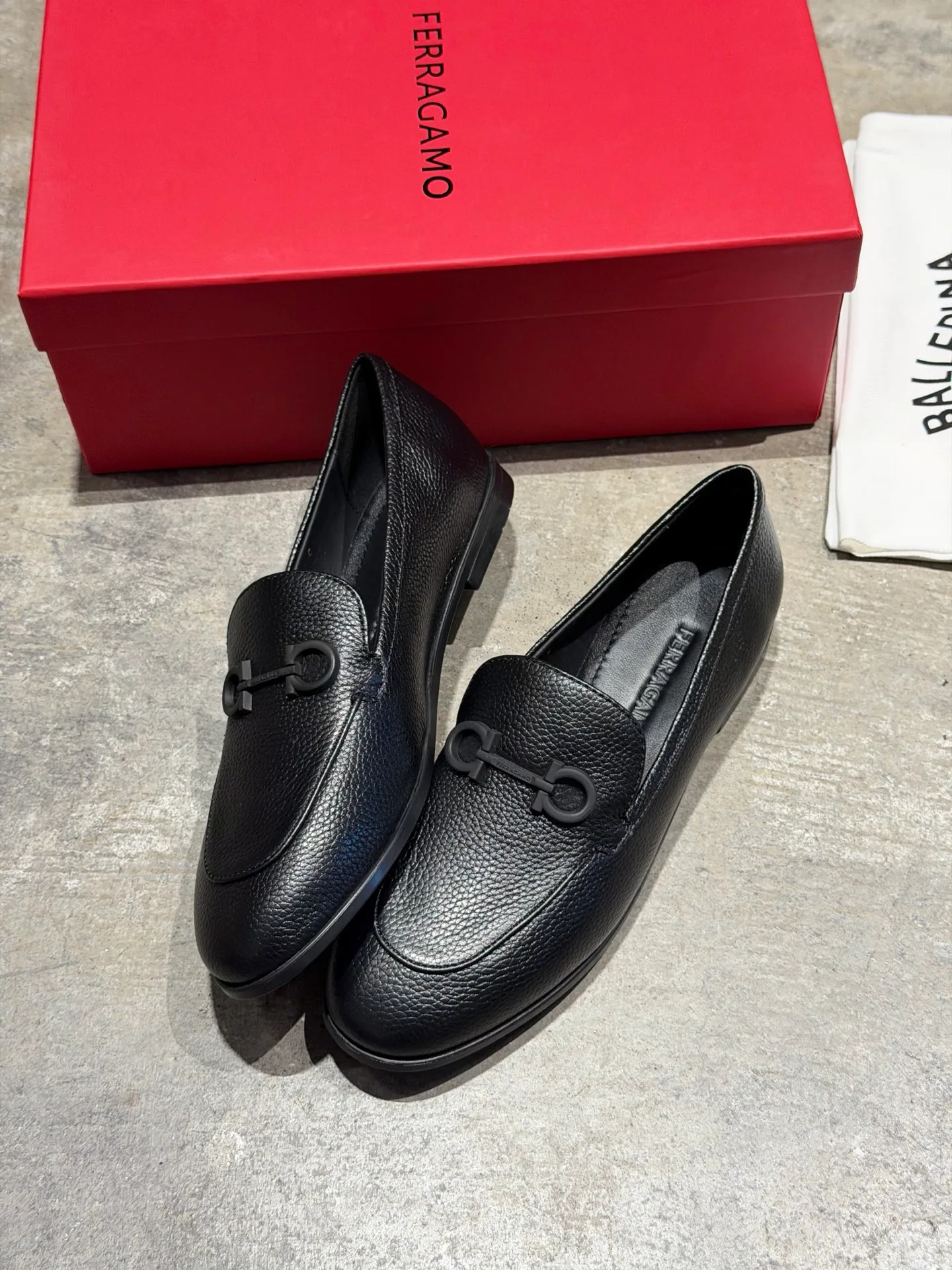 Лоферы И Мокасины Женские Salvatore Ferragamo 17642563