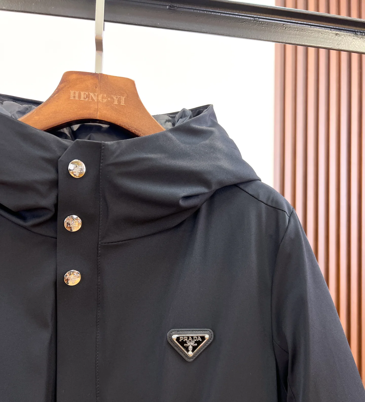 Куртки И Пуховики Женские Prada 18279491