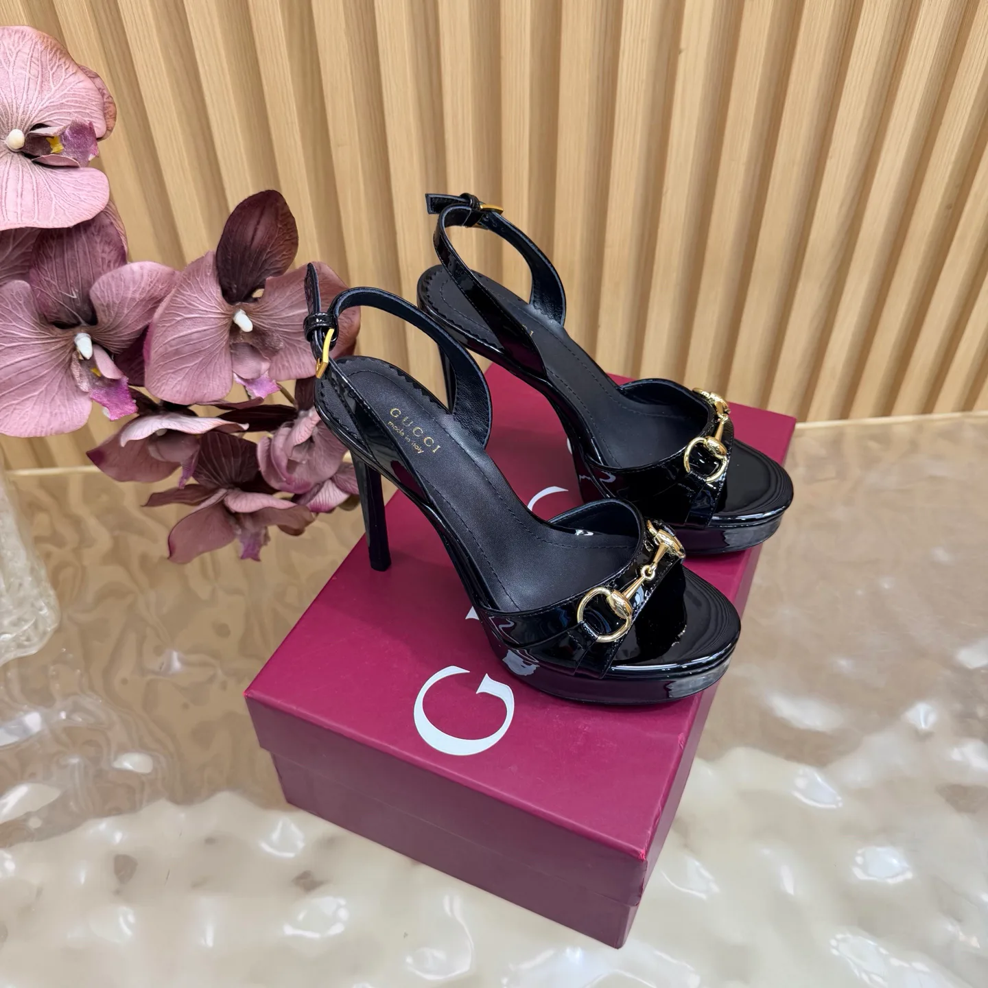 Босоножки Женские Gucci 17448811