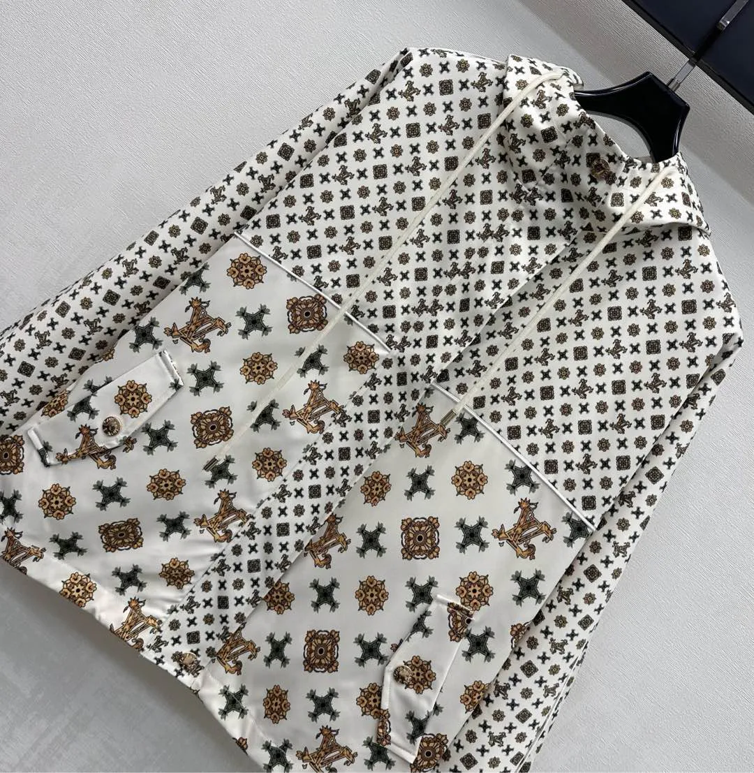 Куртки И Пуховики Женские Louis Vuitton 11049534