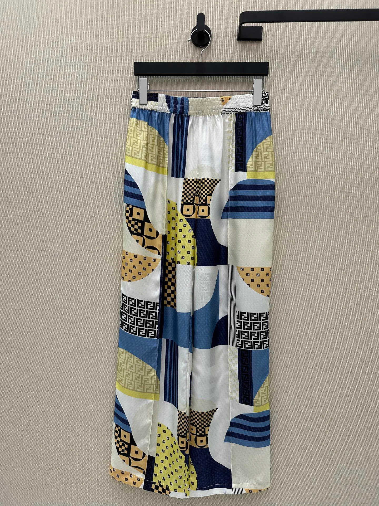 Брюки Женские Fendi 17953282