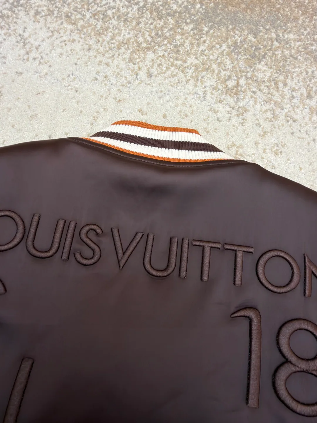 Куртки И Пуховики Мужские Louis Vuitton 1270662