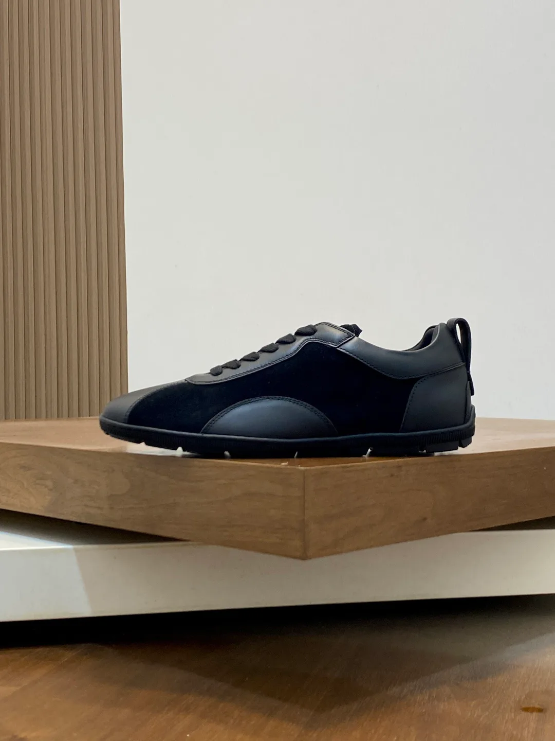 Кроссовки Мужские Armani 13136109