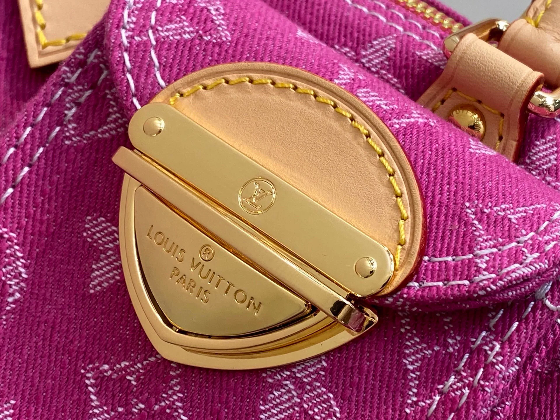 Сумки На Ремне Женские Louis Vuitton 11778125