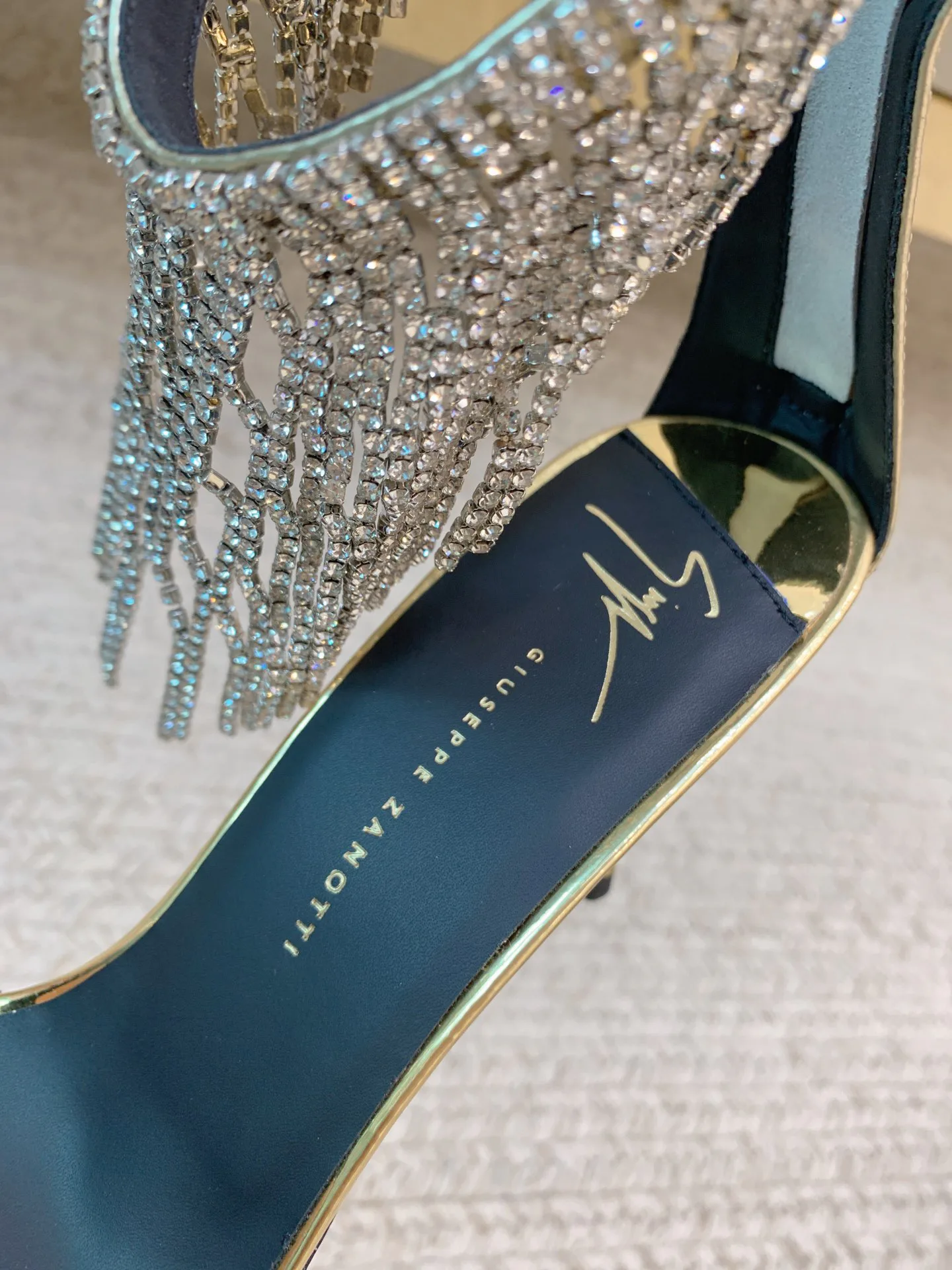 Туфли Женские Giuseppe Zanotti 17656570