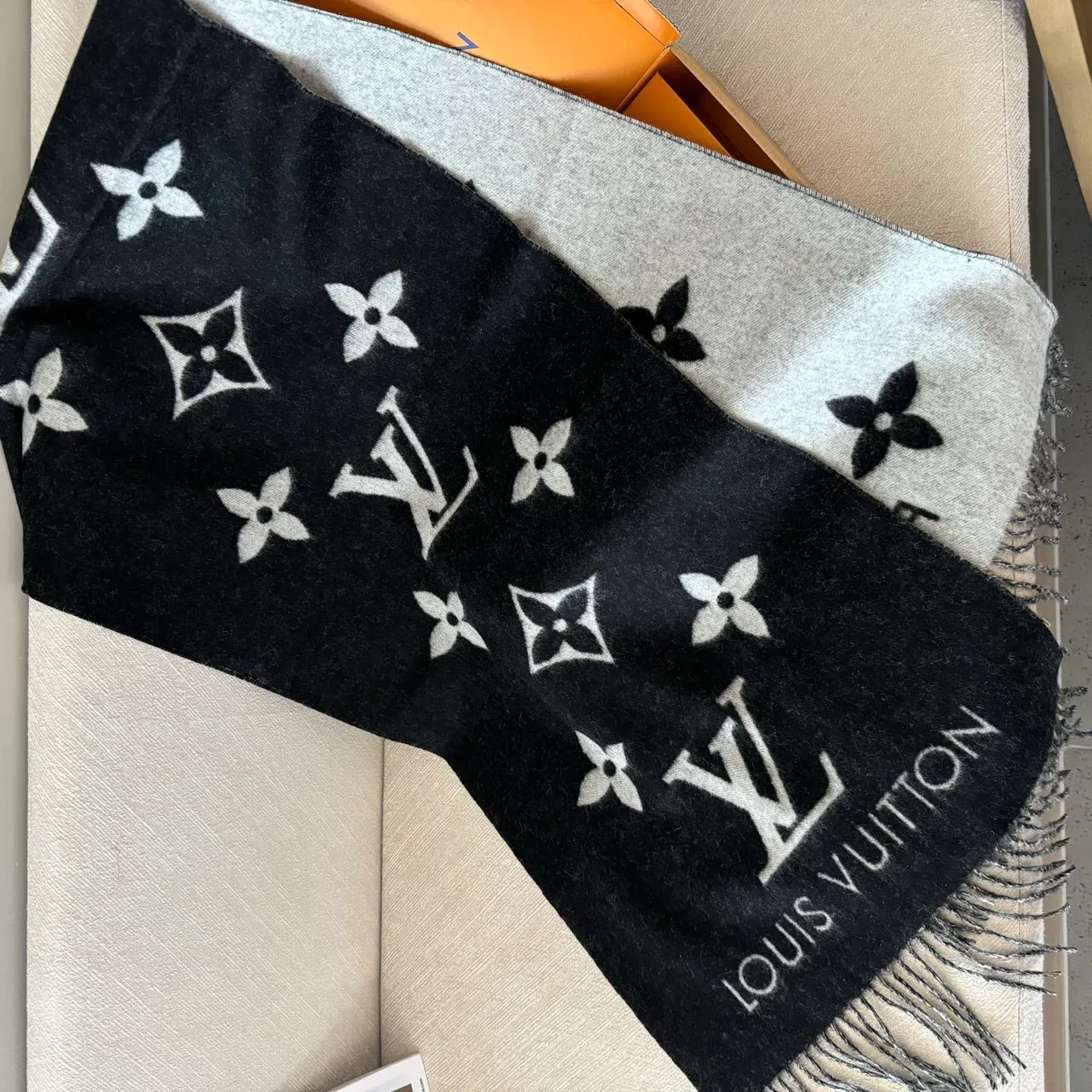 Шарфы Louis Vuitton 6086097