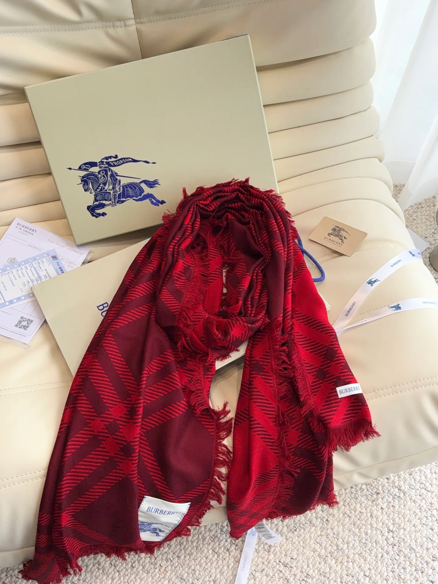 Шарфы Burberry 18401208