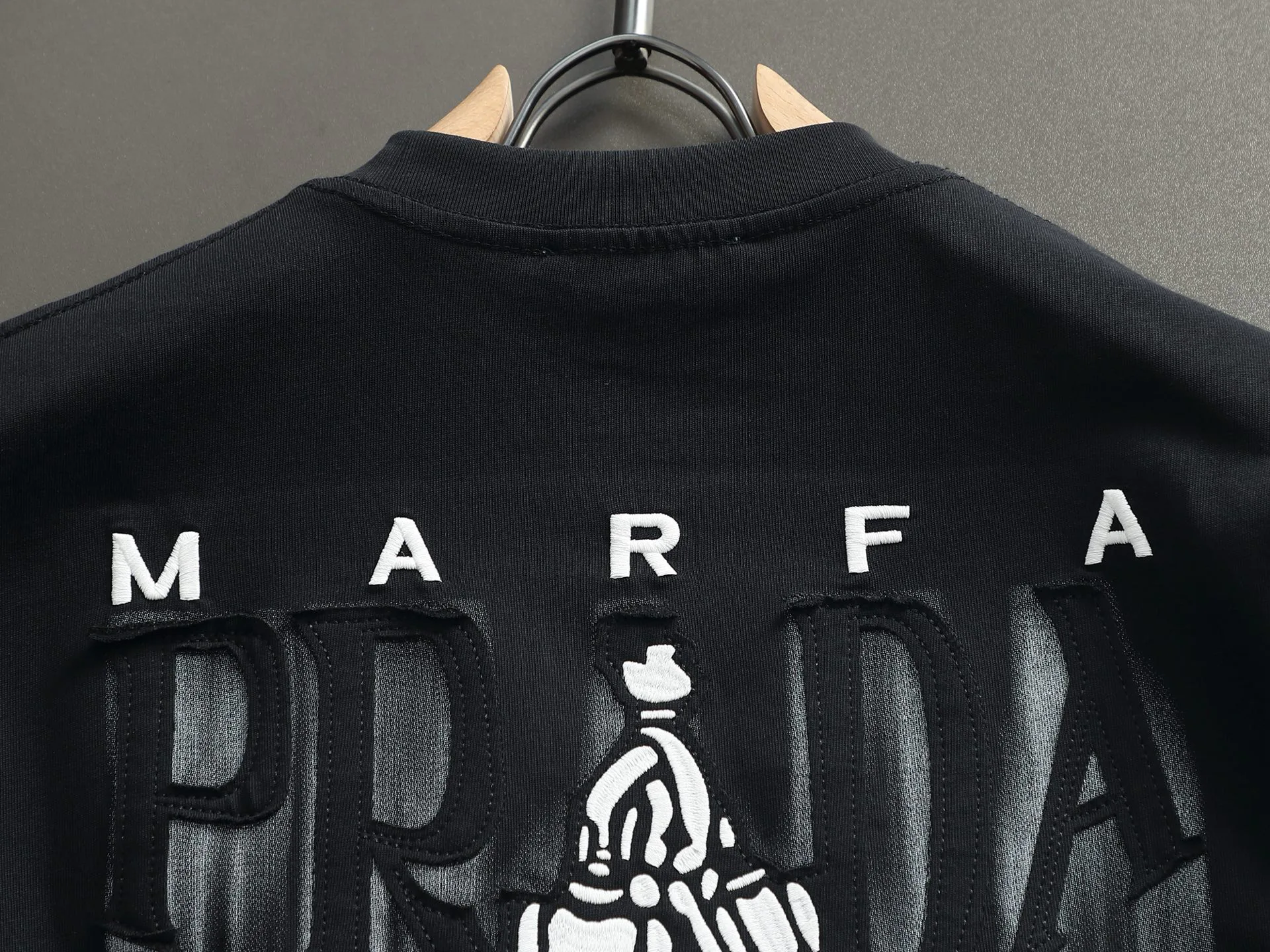 Футболки Женские Prada 11448108