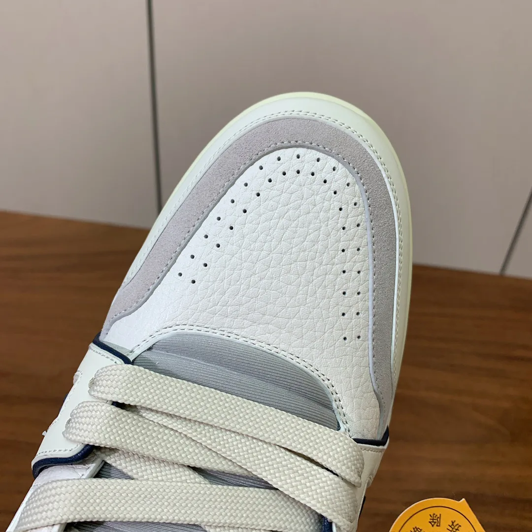 Кроссовки Женские Louis Vuitton 10236183