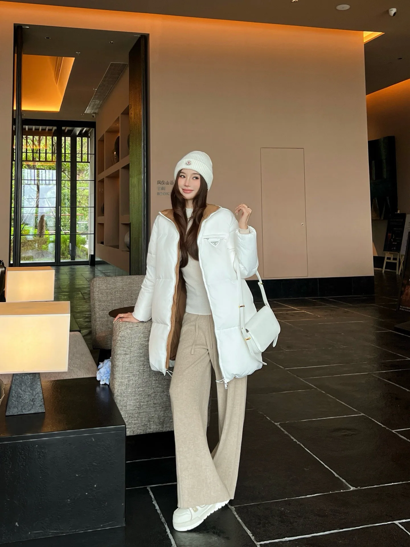 Куртки И Пуховики Женские Prada 19402938