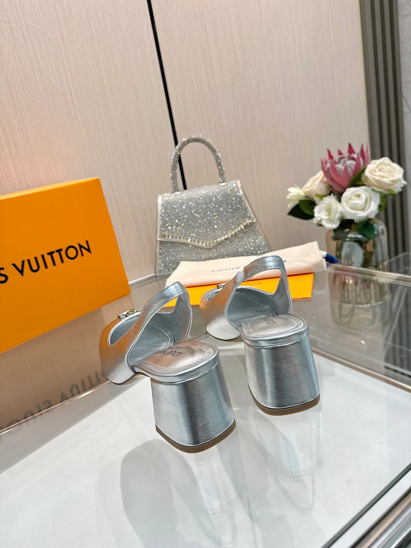 Туфли Женские Louis Vuitton 894866