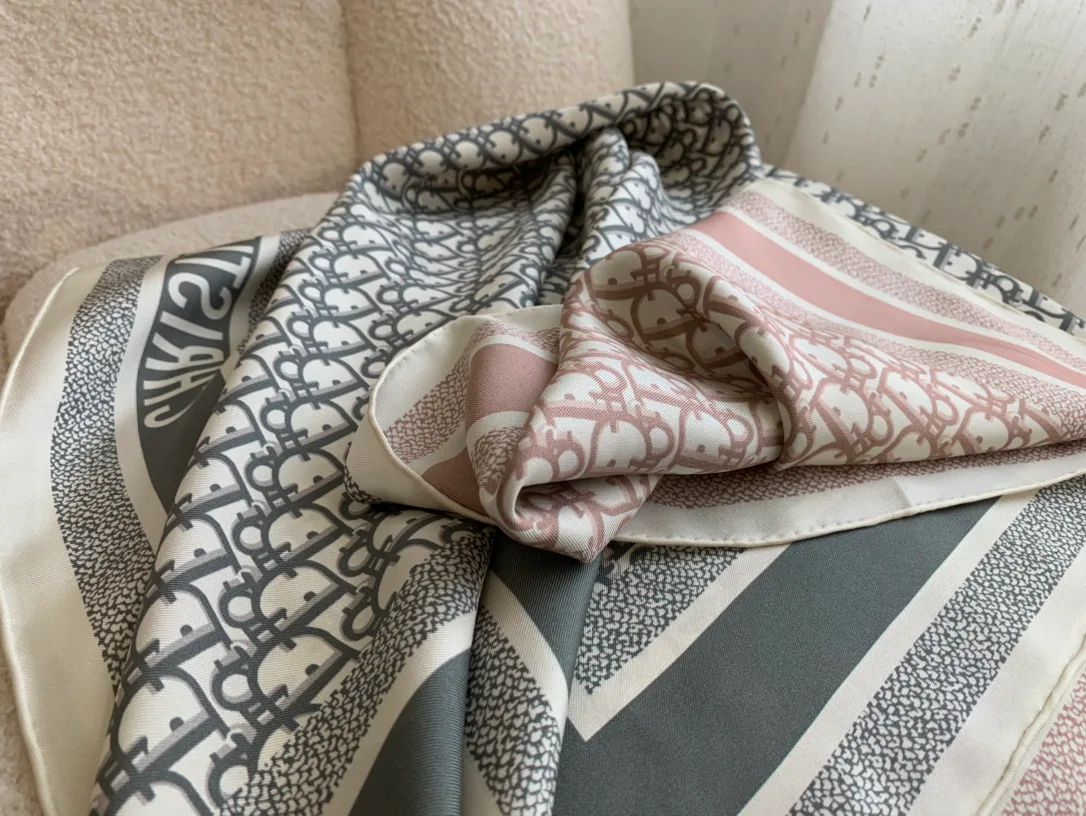 Платки Fendi 13351567