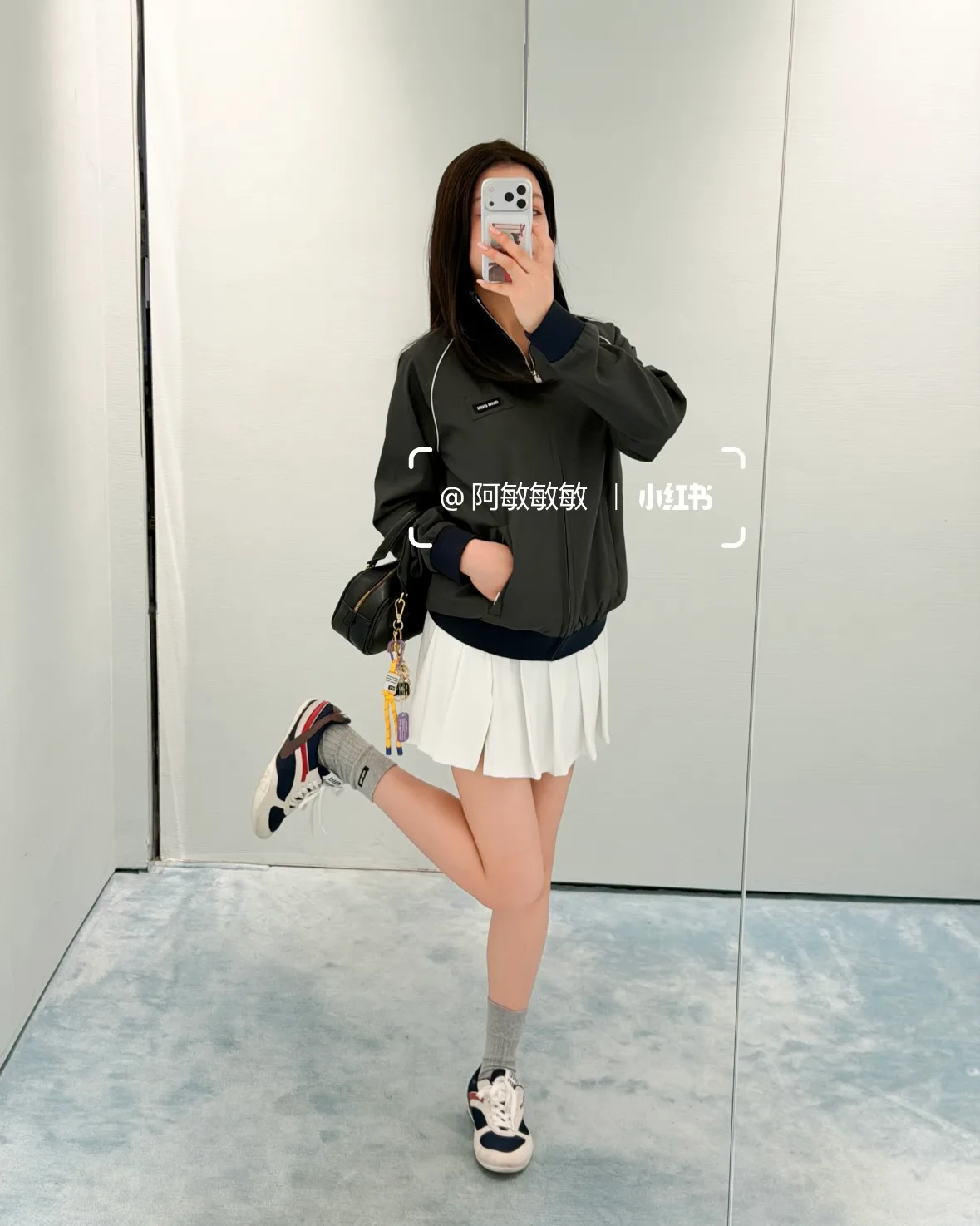 Куртки И Пуховики Женские Miu Miu 18173772