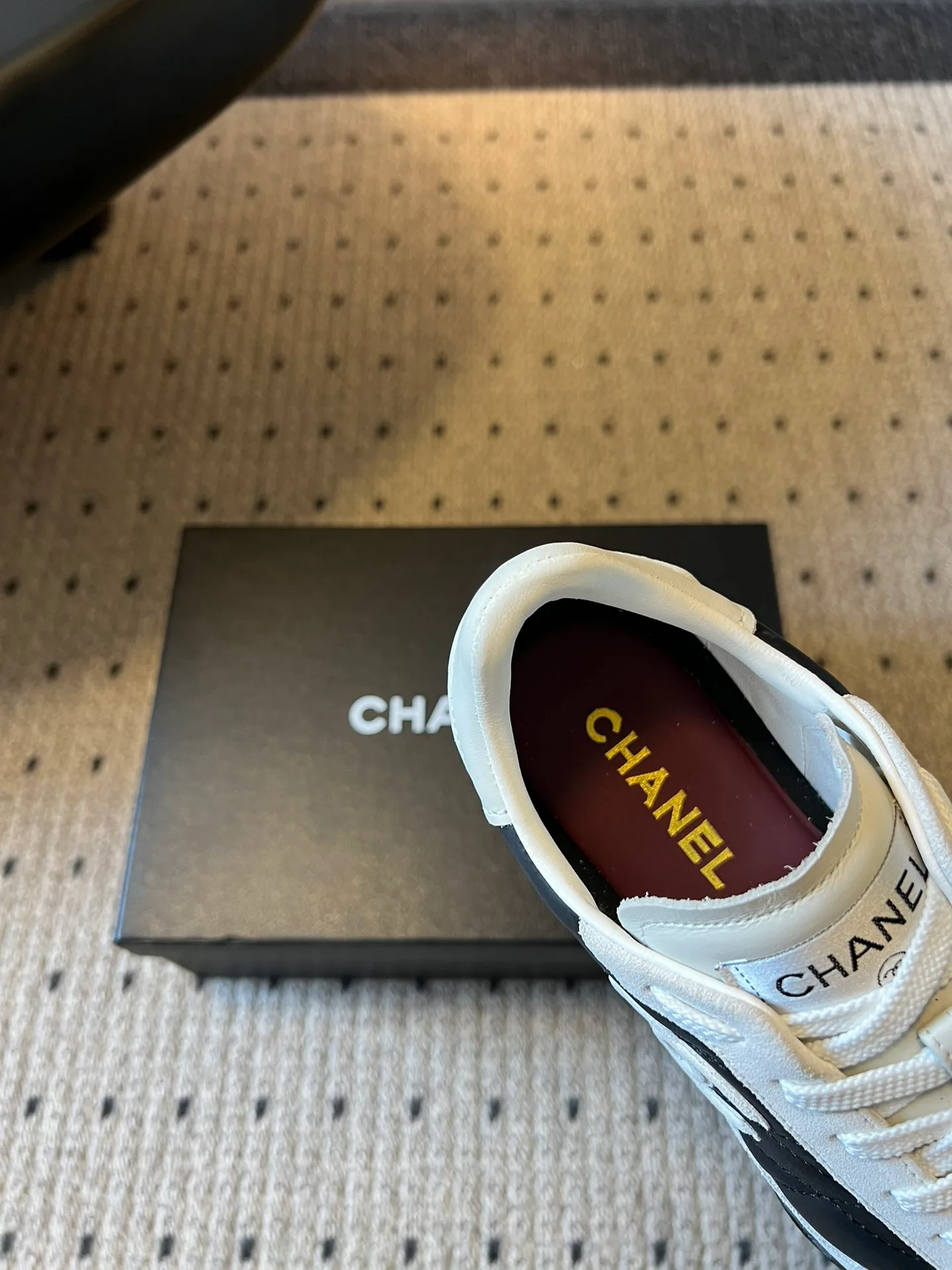 Кроссовки Женские Chanel 11394676