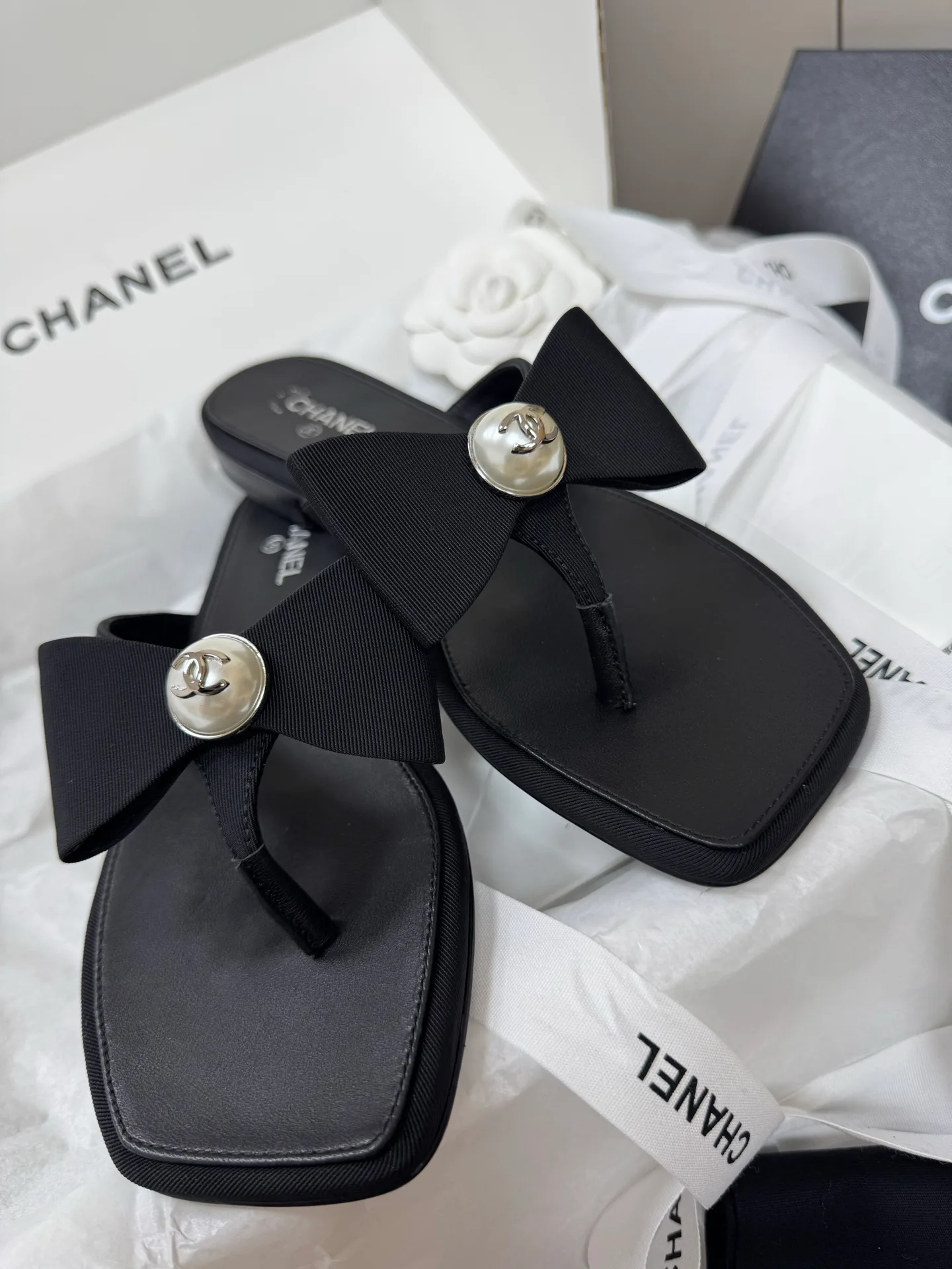 Шлепанцы Женские Chanel 17418250