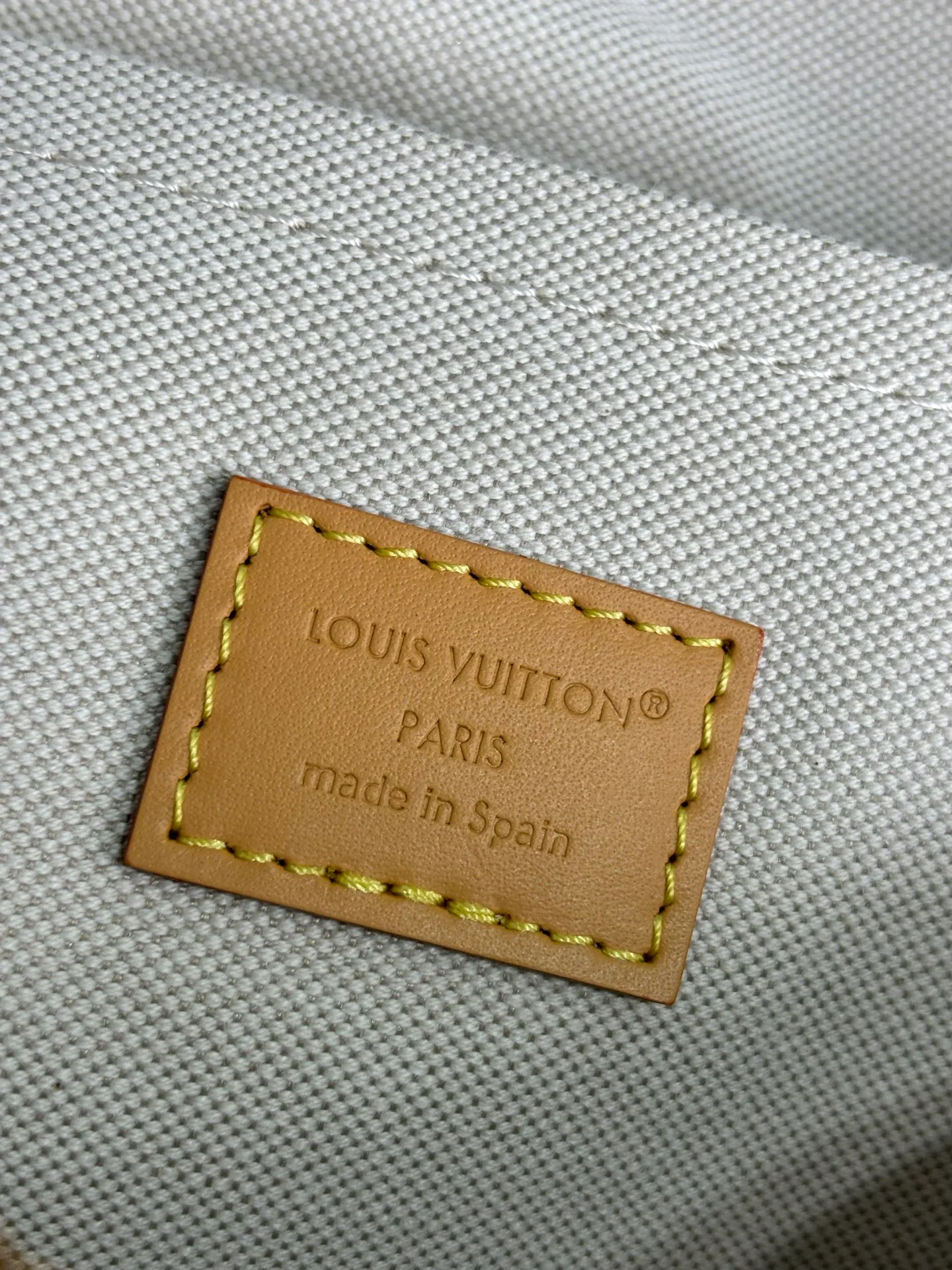Классические Сумки Женские Louis Vuitton 17801292