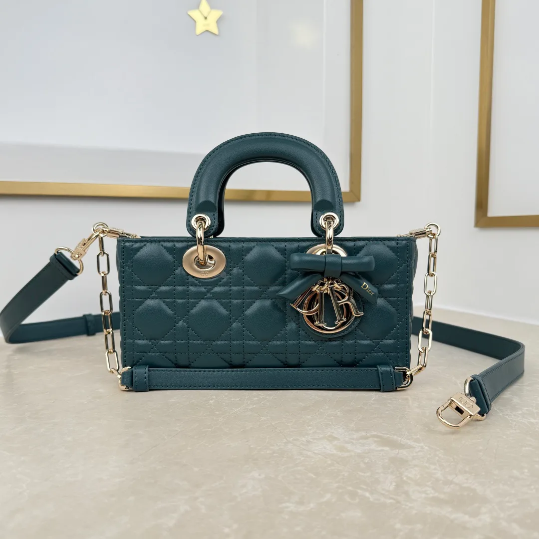 Классические Сумки Женские Christian Dior 18242048