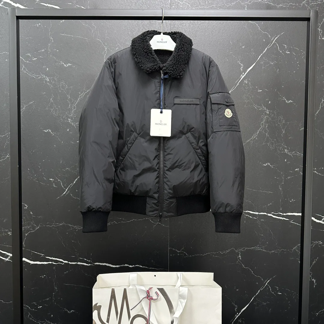 Куртки И Пуховики Мужские Moncler 5059489