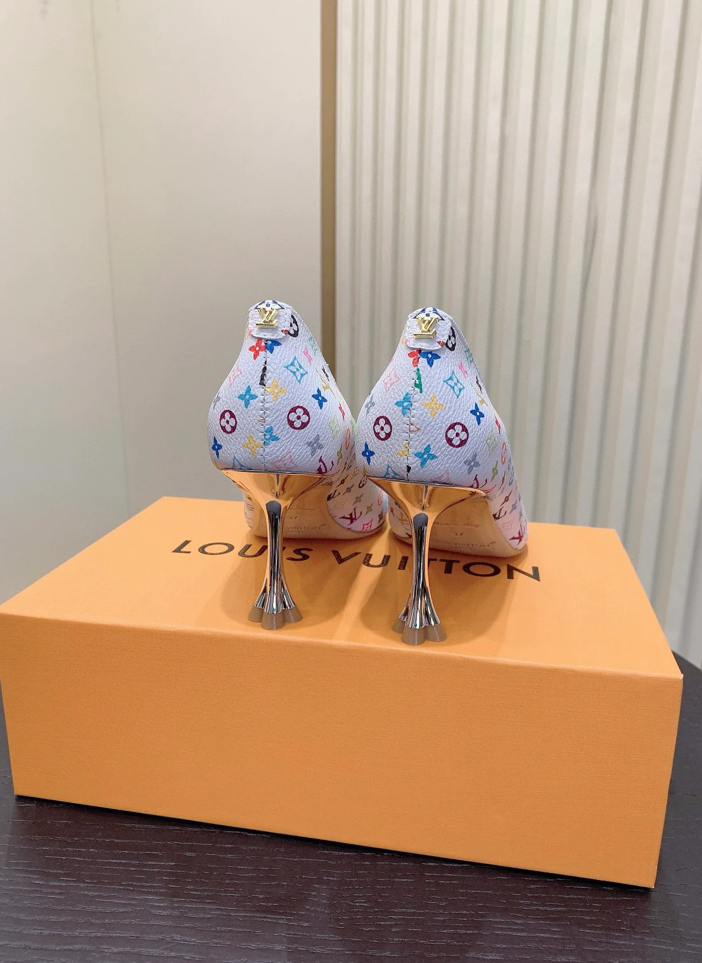 Туфли Женские Louis Vuitton 1834461