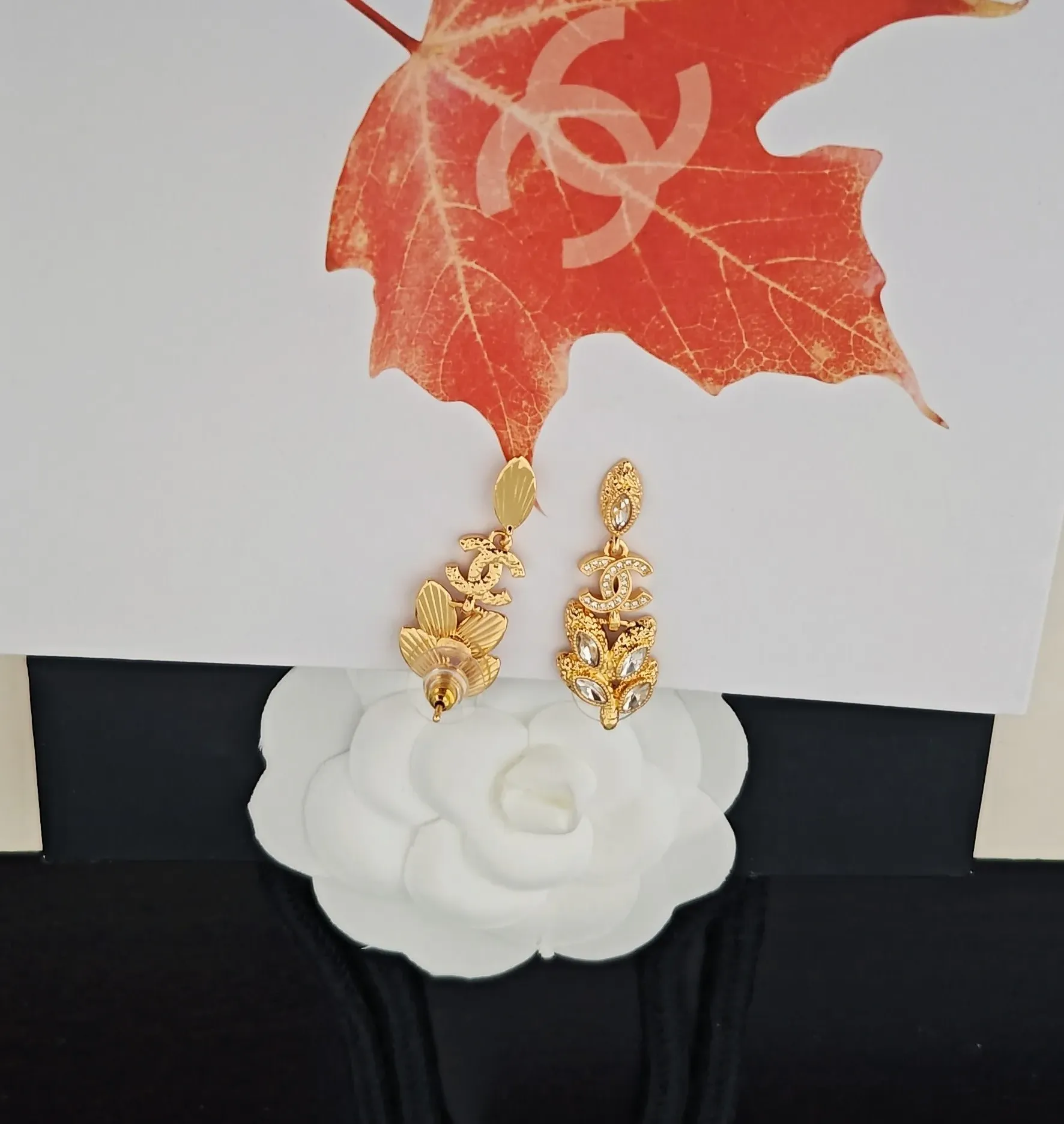 Бижутерия Chanel 549034