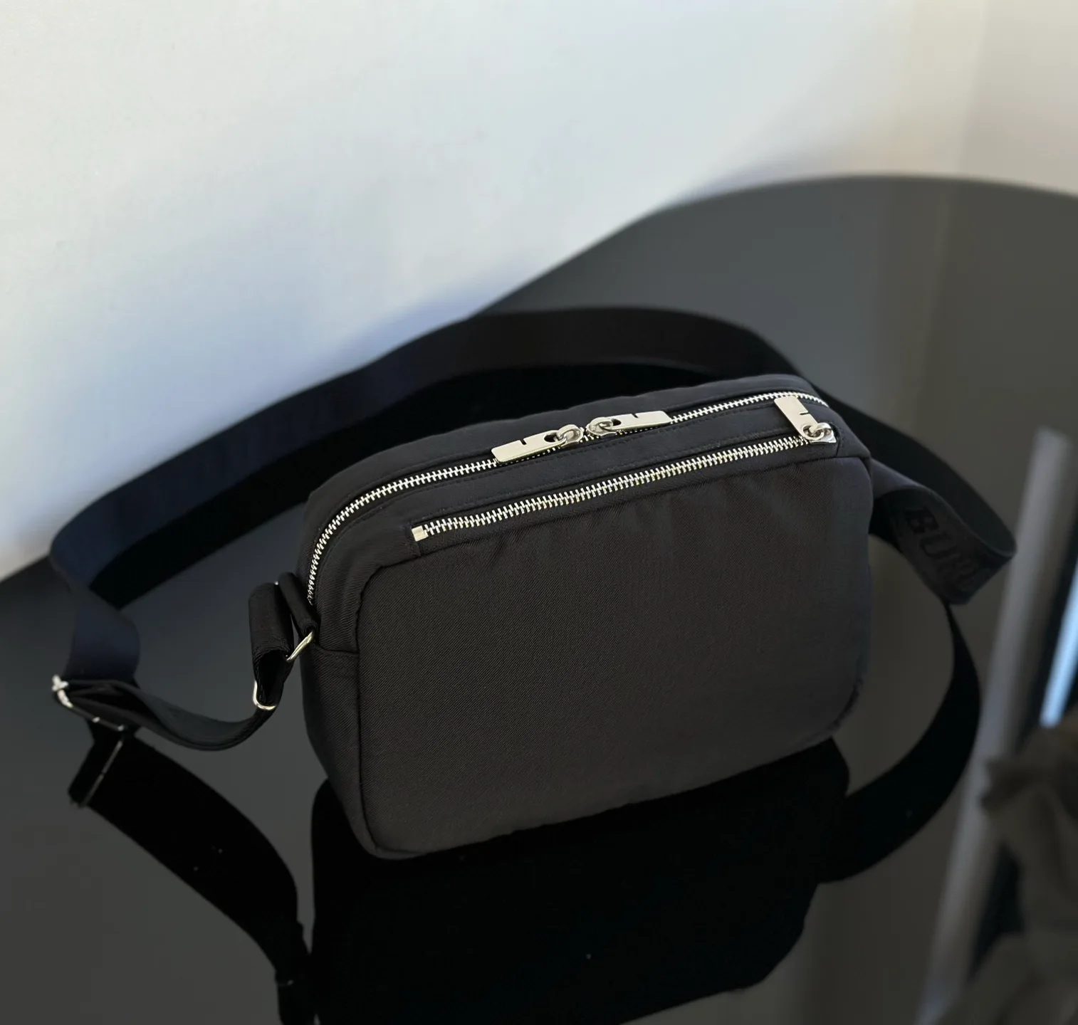 Сумки На Ремне Женские Burberry 5048415