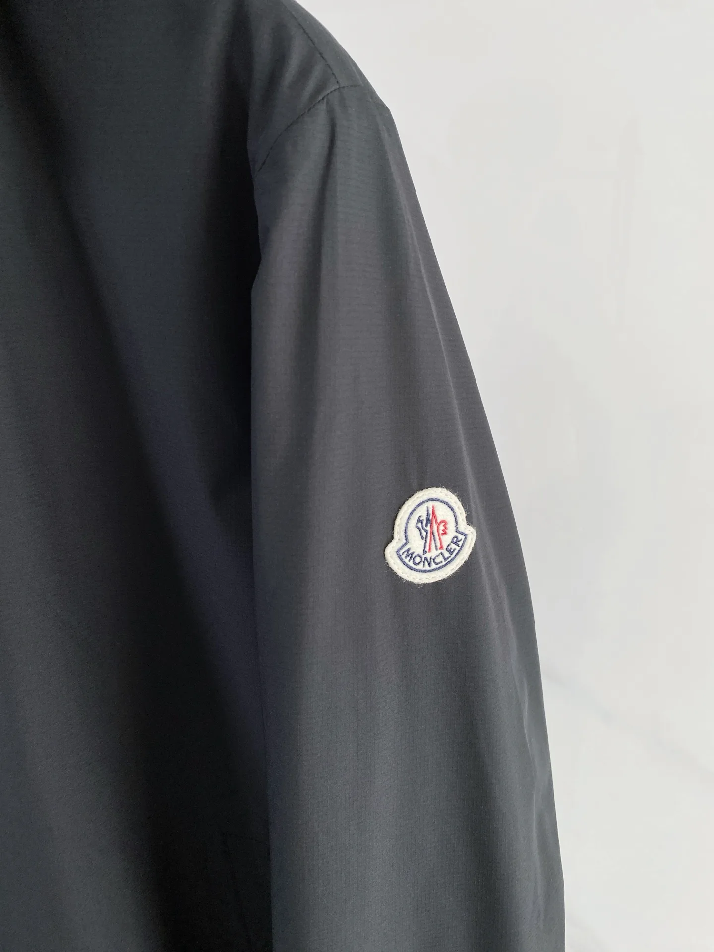 Куртки И Пуховики Мужские Moncler 11584575