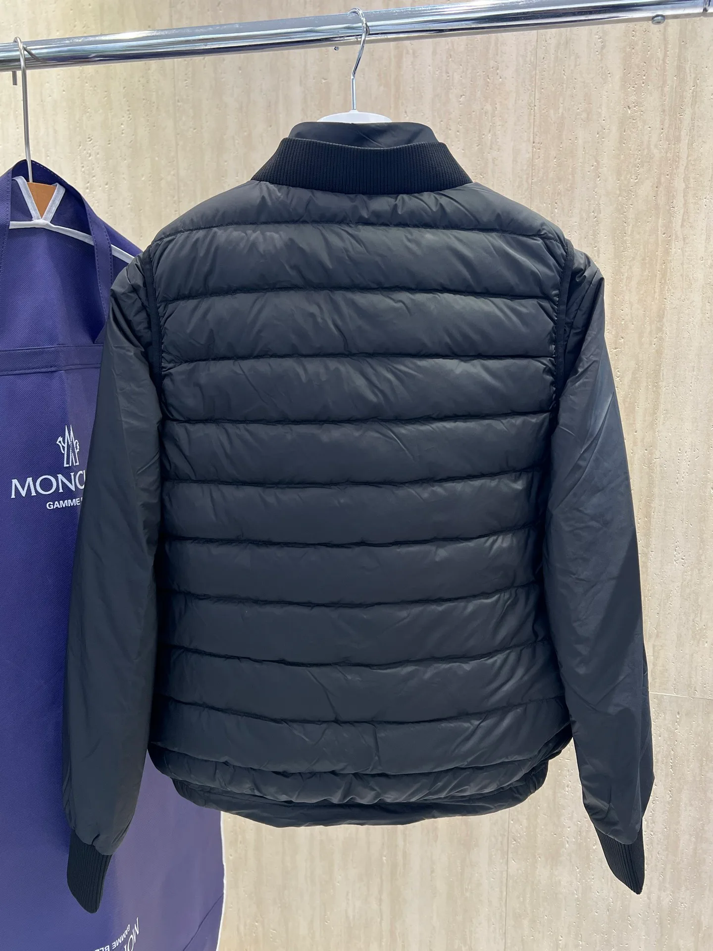 Куртки И Пуховики Женские Moncler 18264467