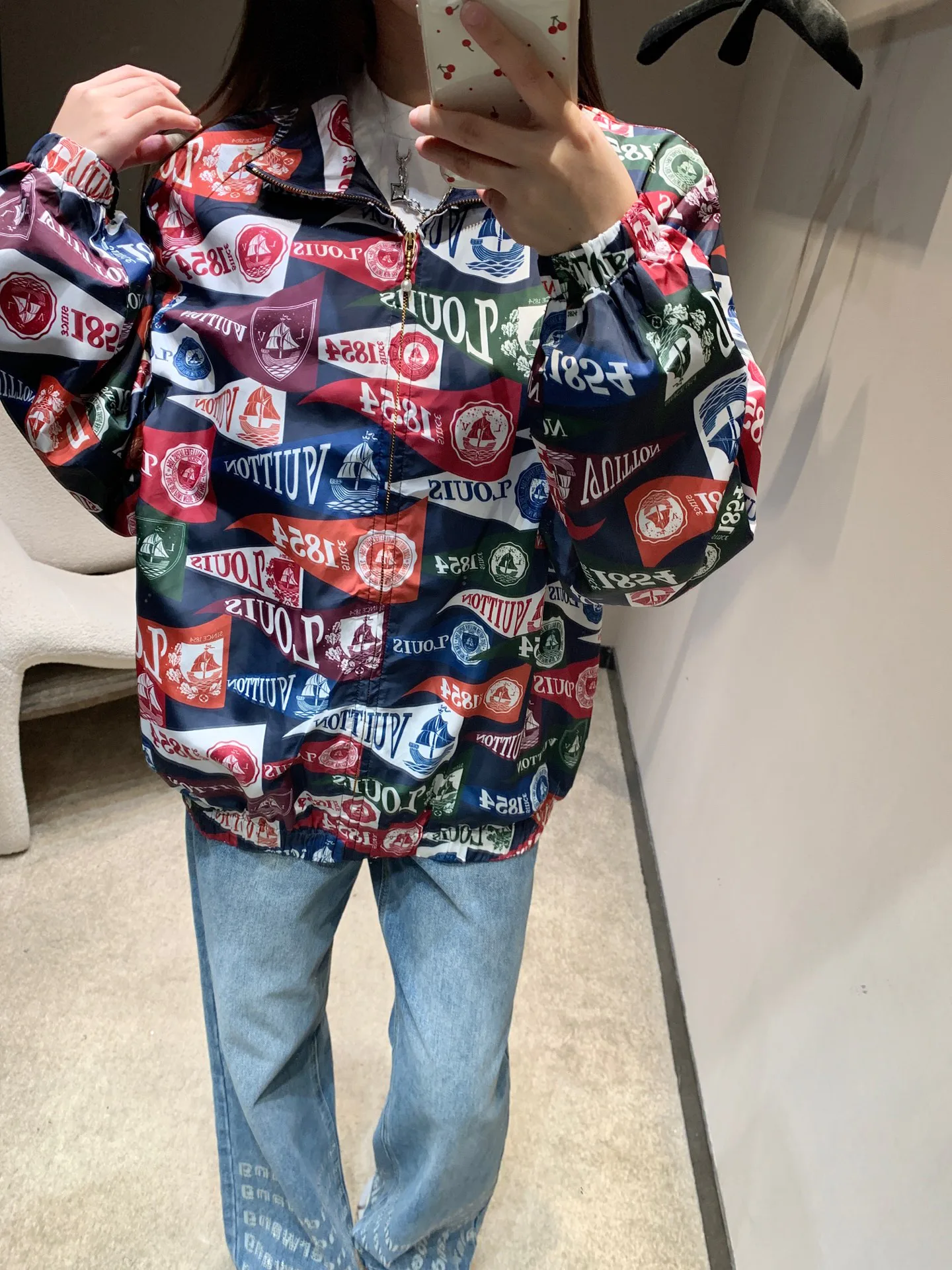 Куртки И Пуховики Женские Louis Vuitton 1463394