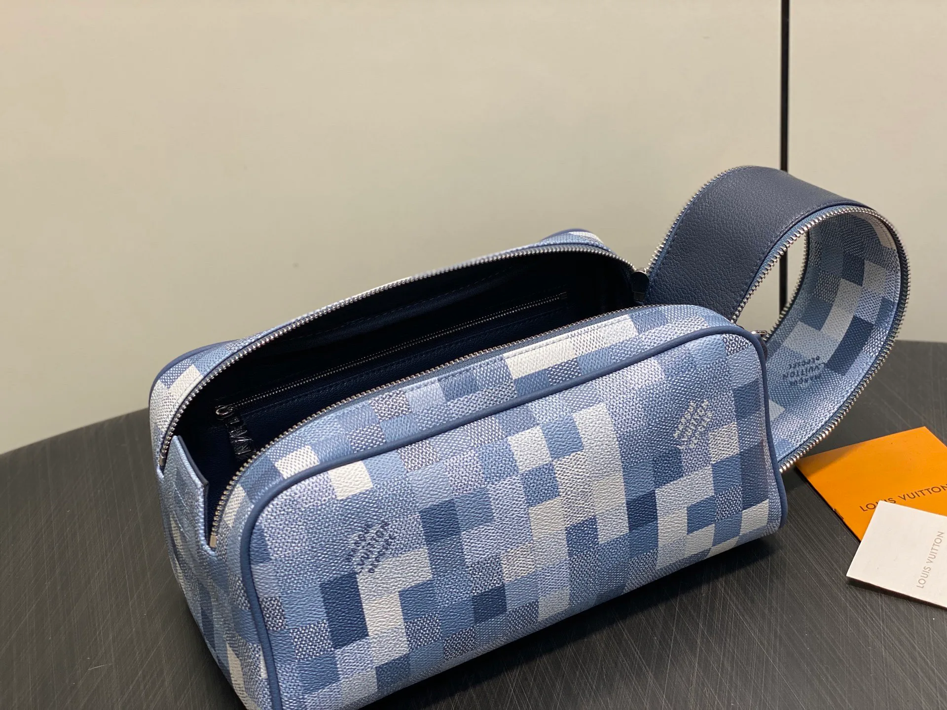 Дорожные Сумки Женские Louis Vuitton 14398854