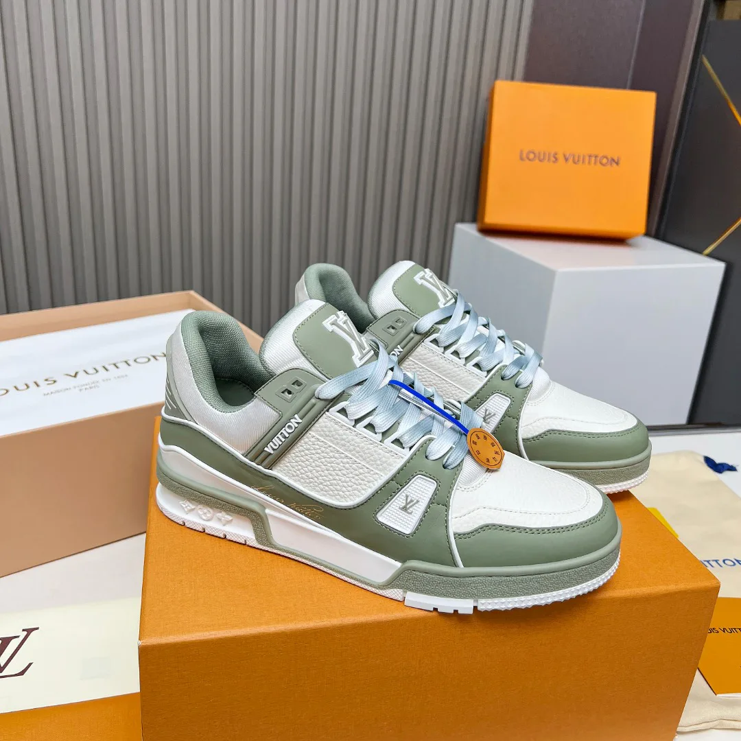 Кроссовки Женские Louis Vuitton 11707351