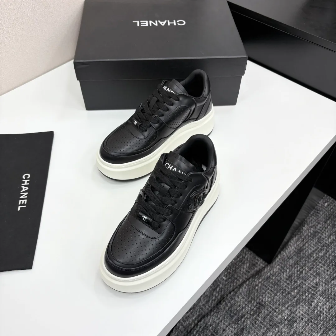 Кроссовки Женские Chanel 4502656