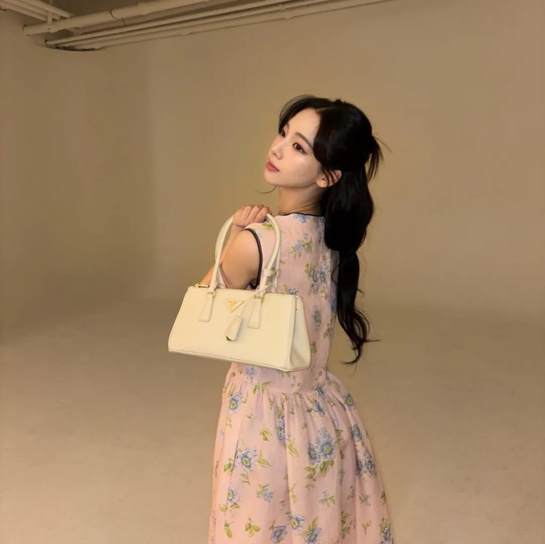 Платья Женские Prada 17443406
