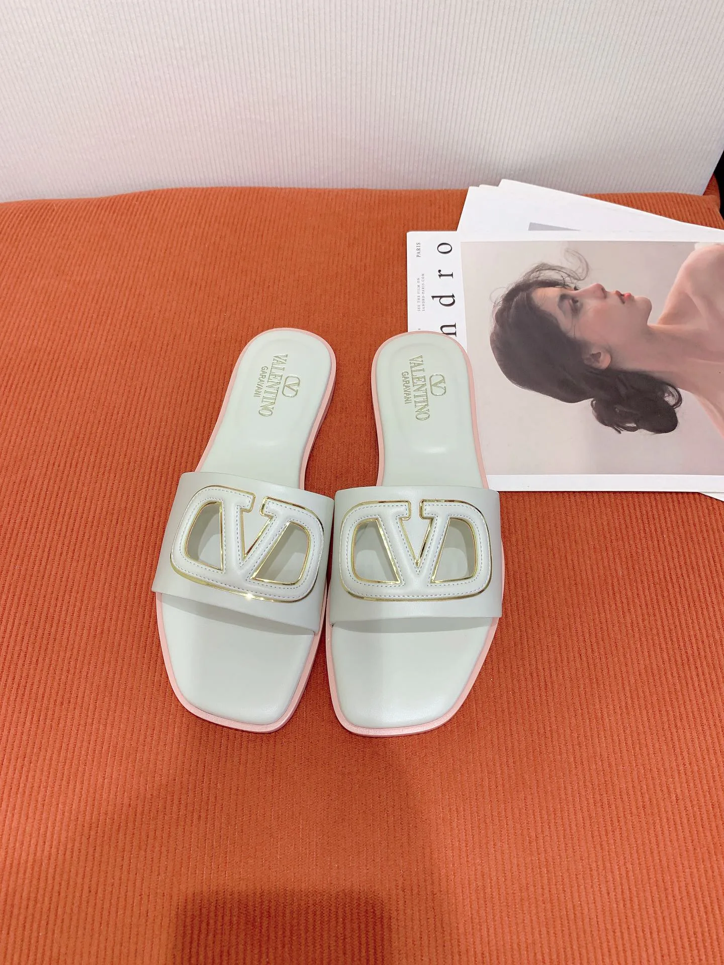 Шлепанцы Женские Valentino 748153