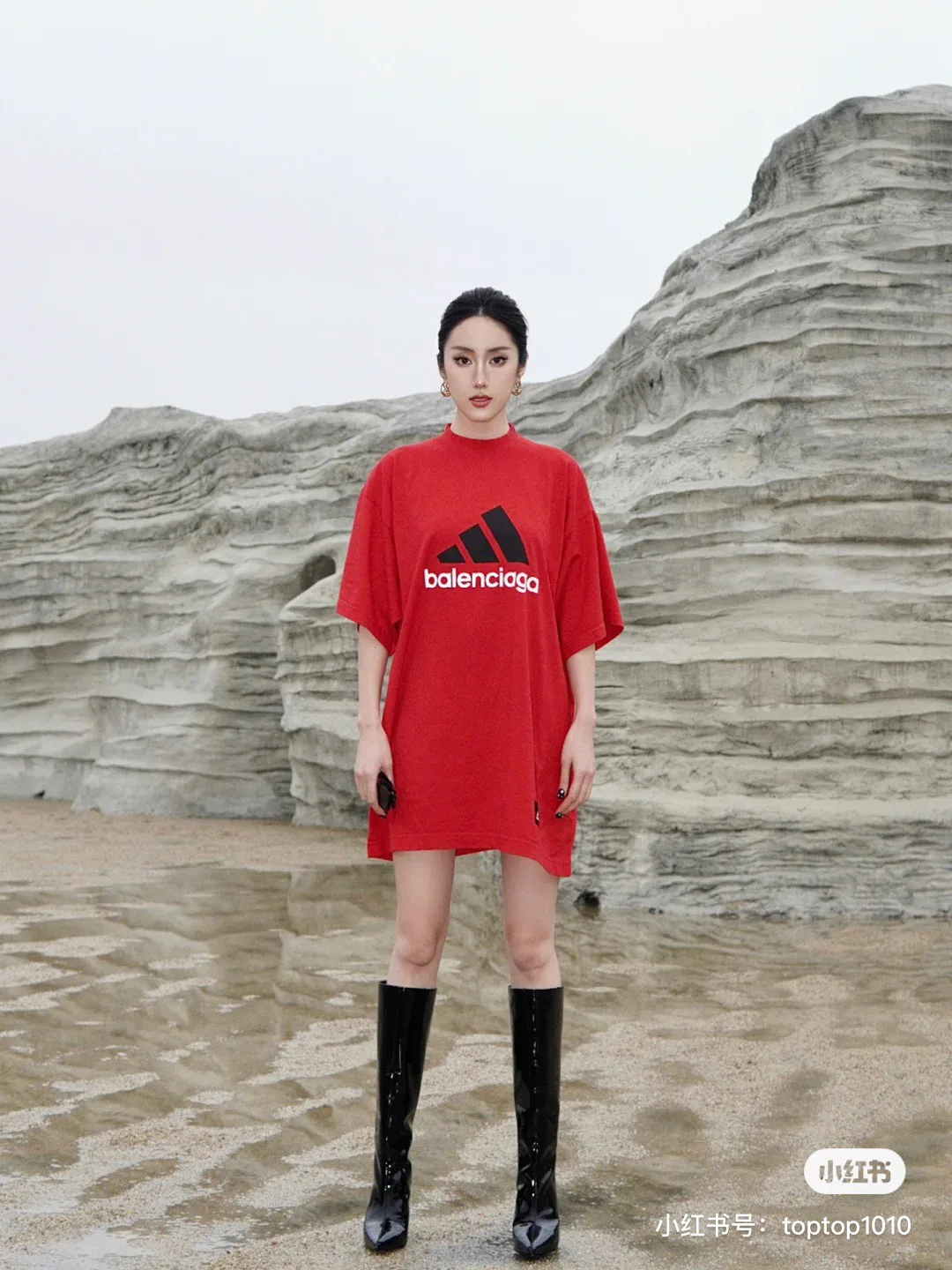 Футболки Женские Balenciaga 18190951