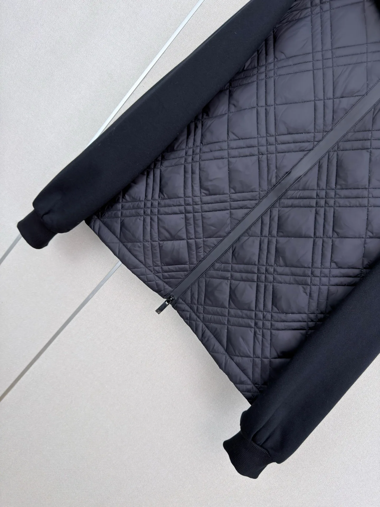 Куртки И Пуховики Женские Moncler 18506403