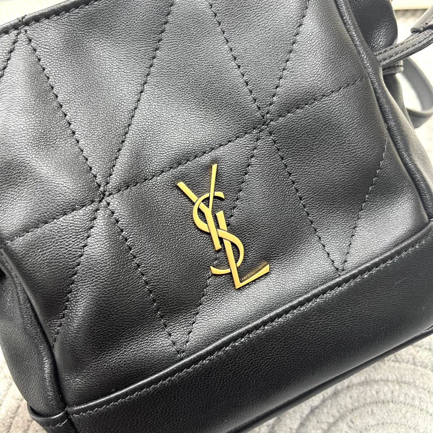Сумки На Ремне Женские Saint Laurent 11309793