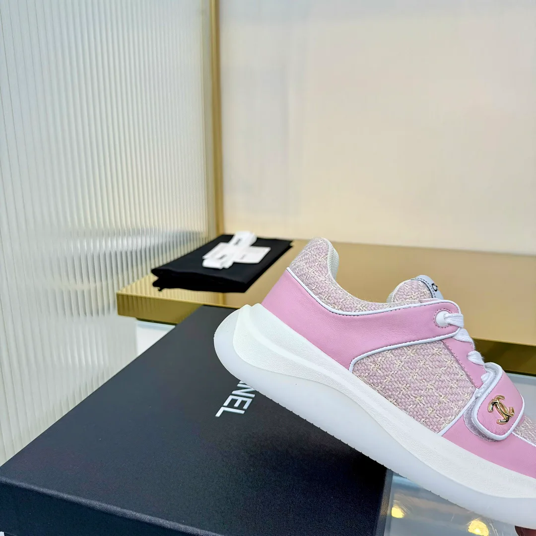 Кроссовки Женские Chanel 11602298