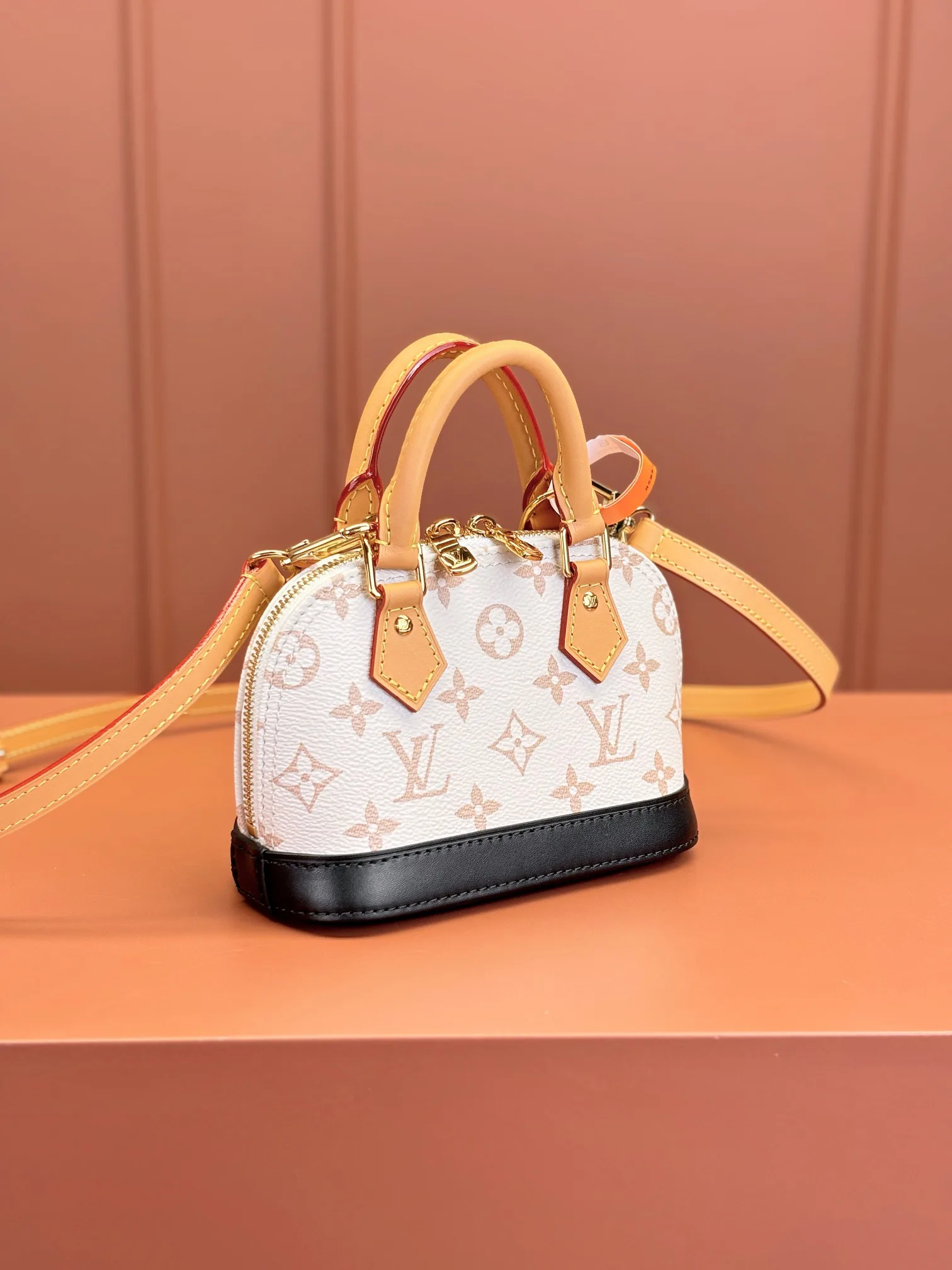 Классические Сумки Женские Louis Vuitton 12622374