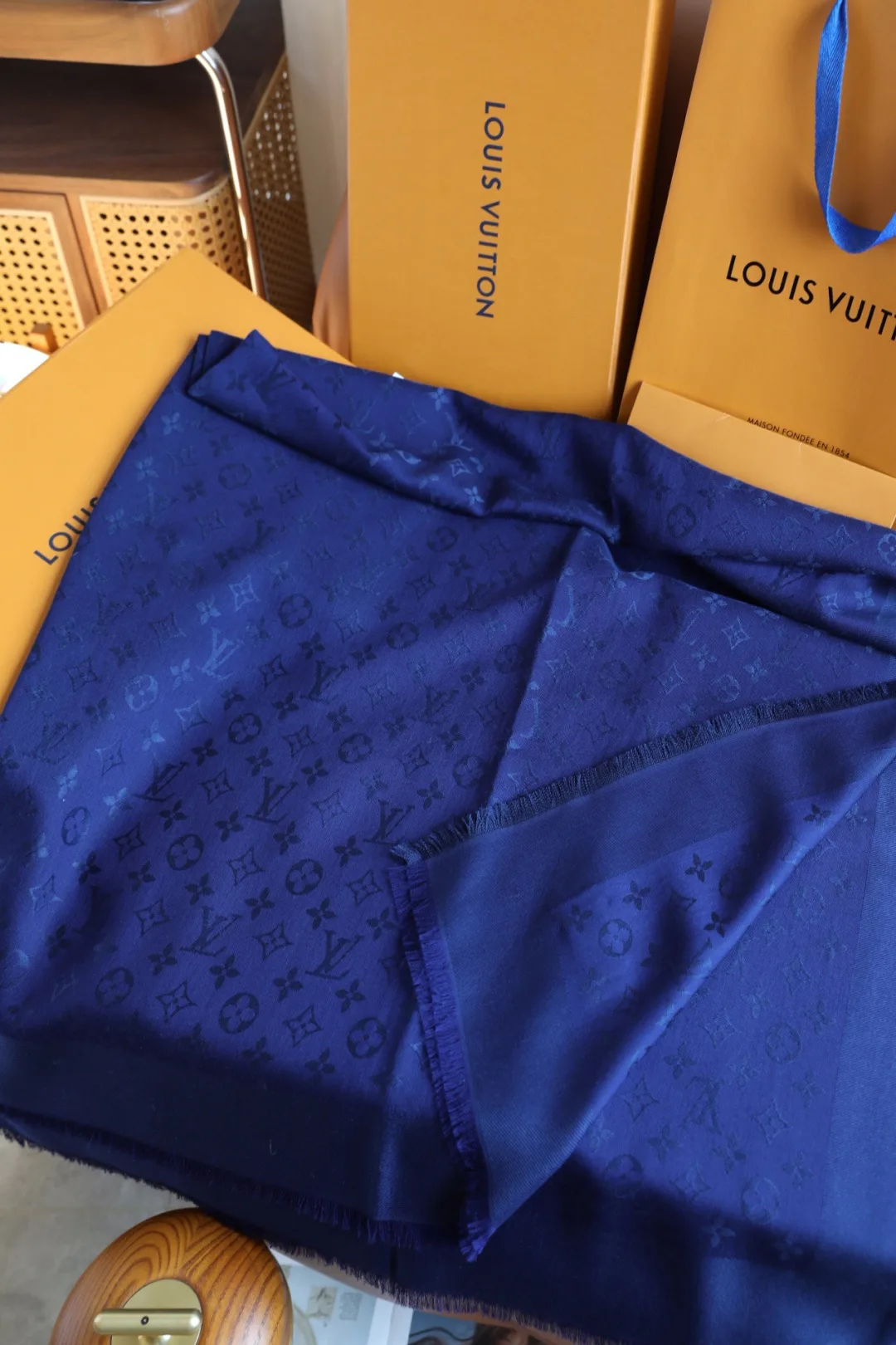 Шарфы Louis Vuitton 1431400