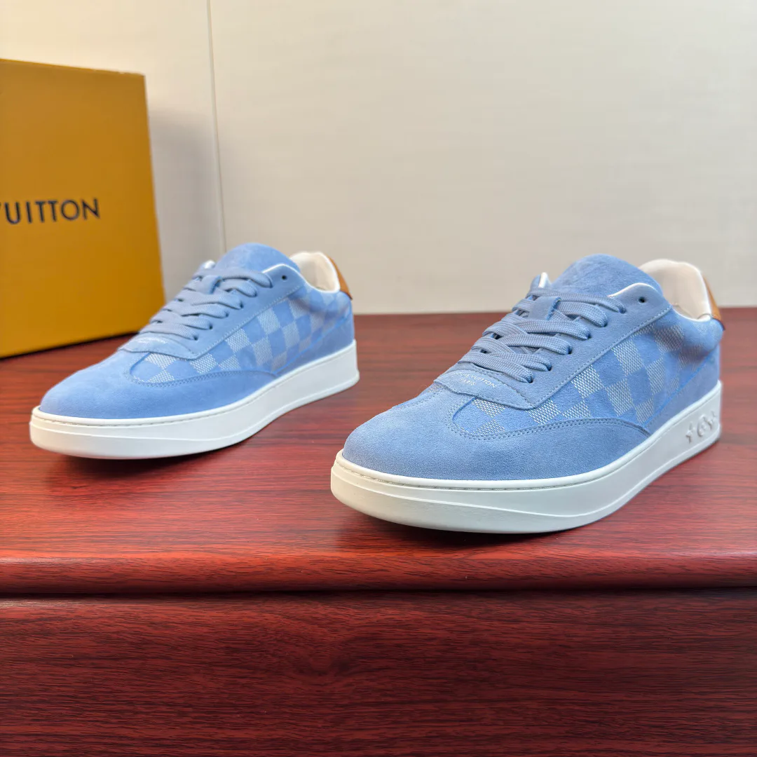 Кроссовки Мужские Louis Vuitton 18243543