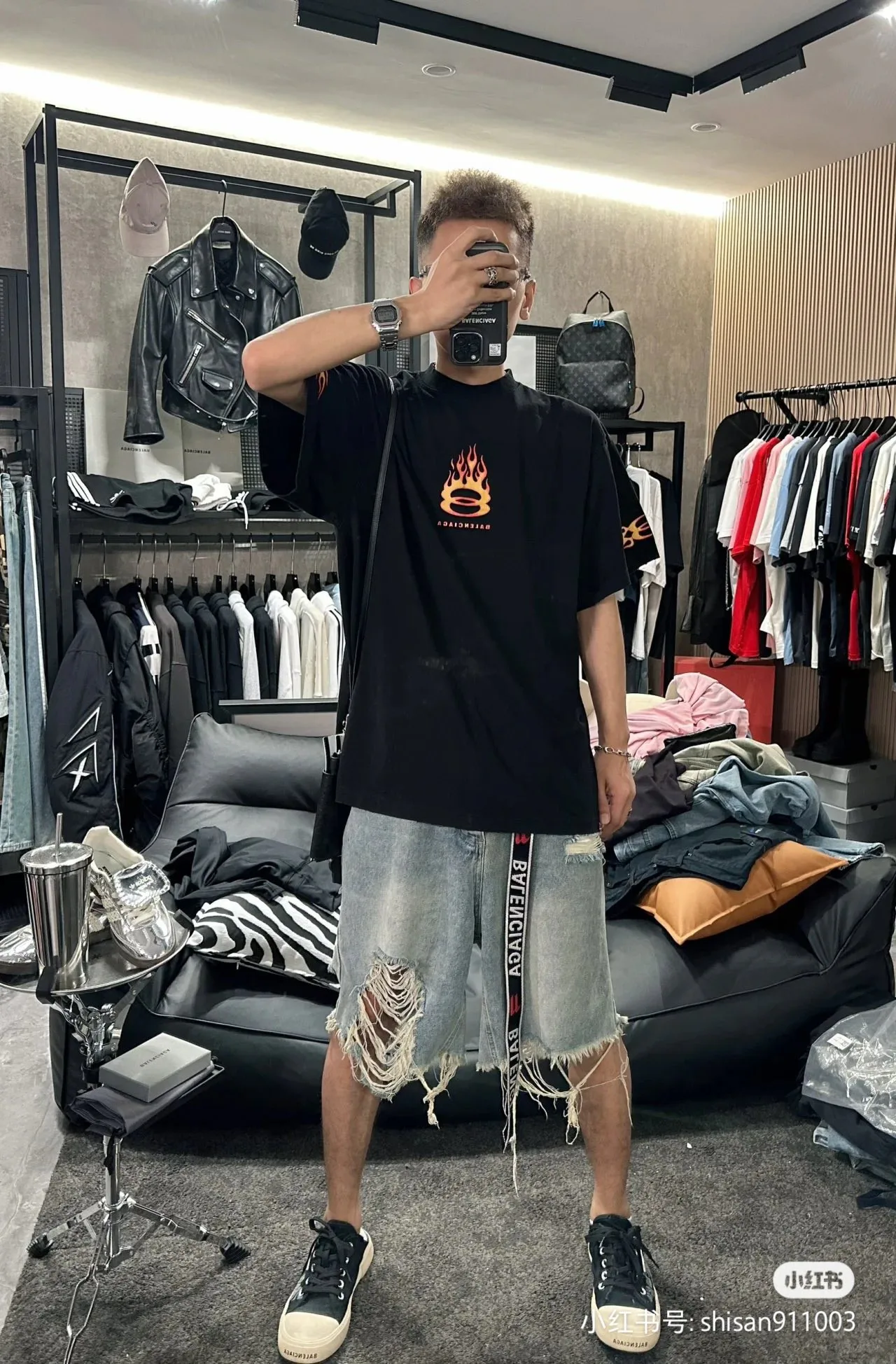 Футболки Женские Balenciaga 29419