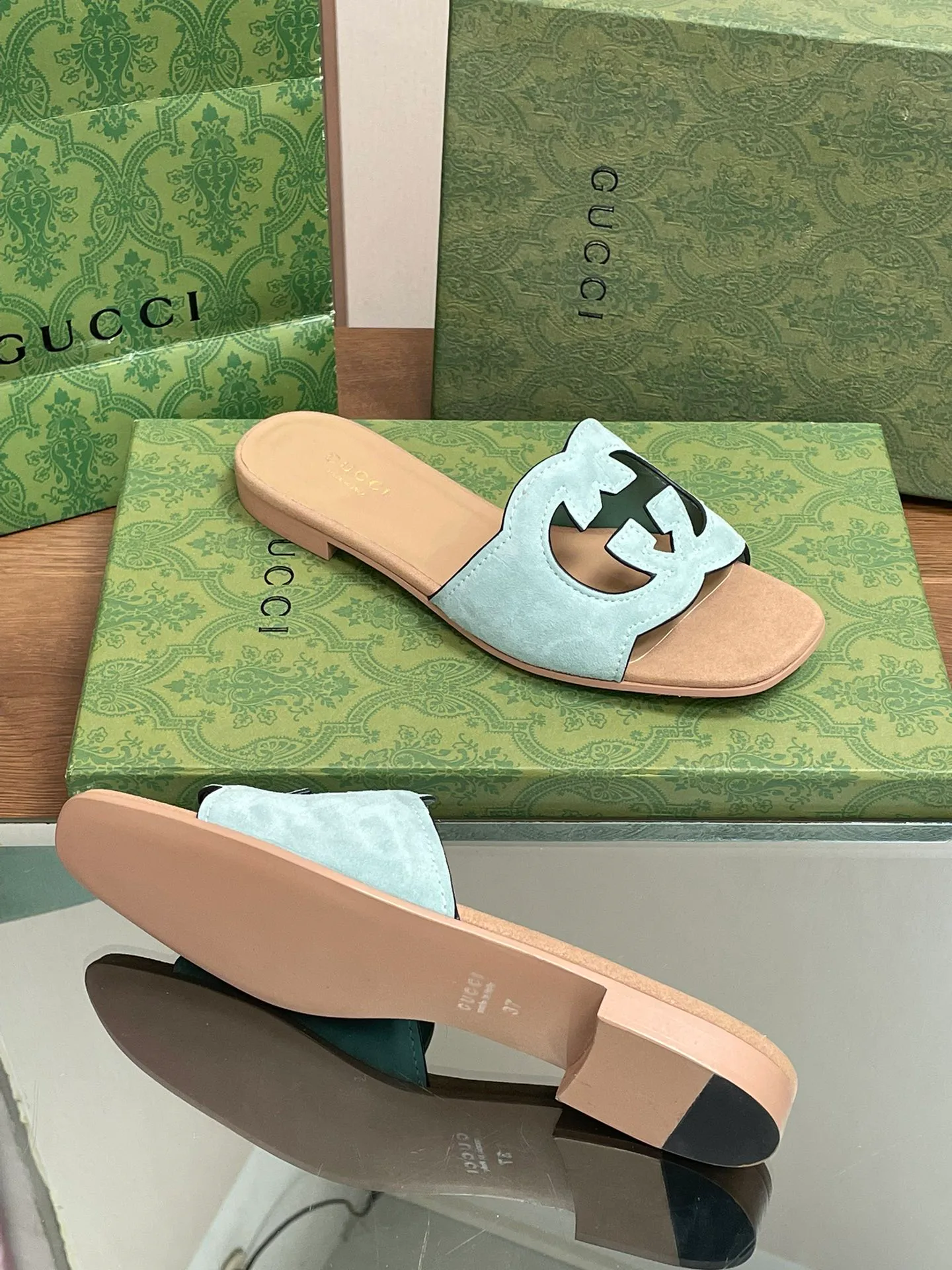 Шлепанцы Женские Gucci 11571