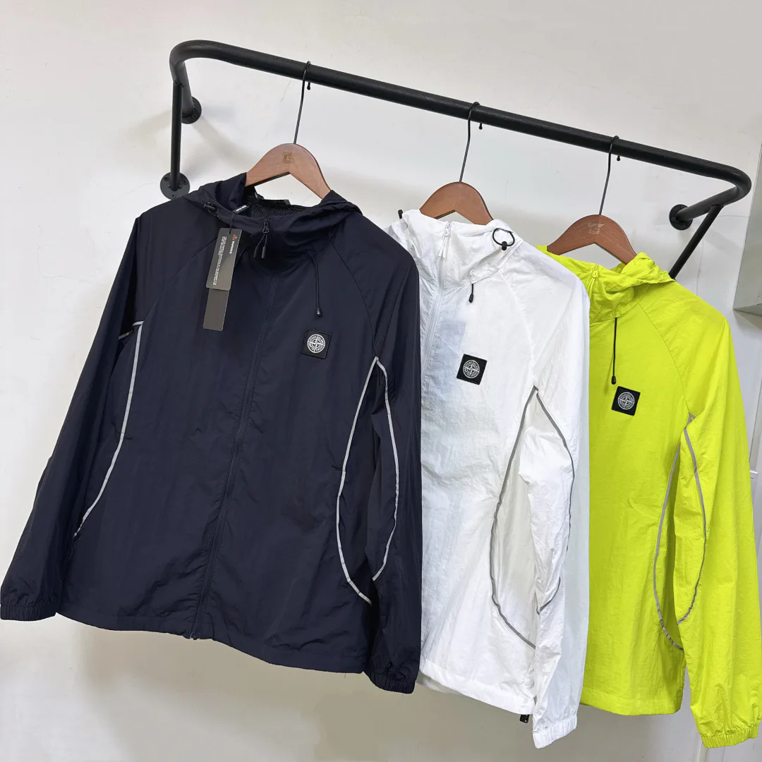 Куртки И Пуховики Мужские Stone Island 17286071