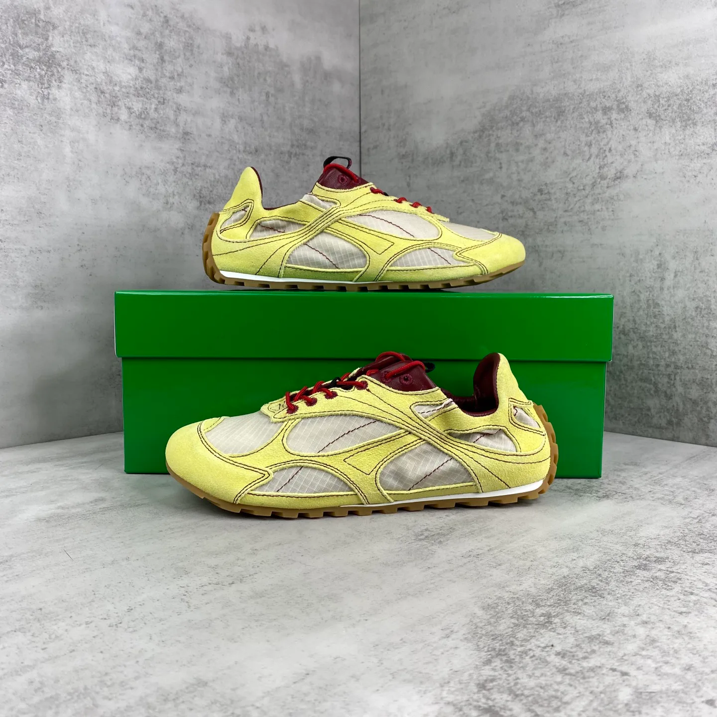 Кроссовки Женские Bottega Veneta 2350166