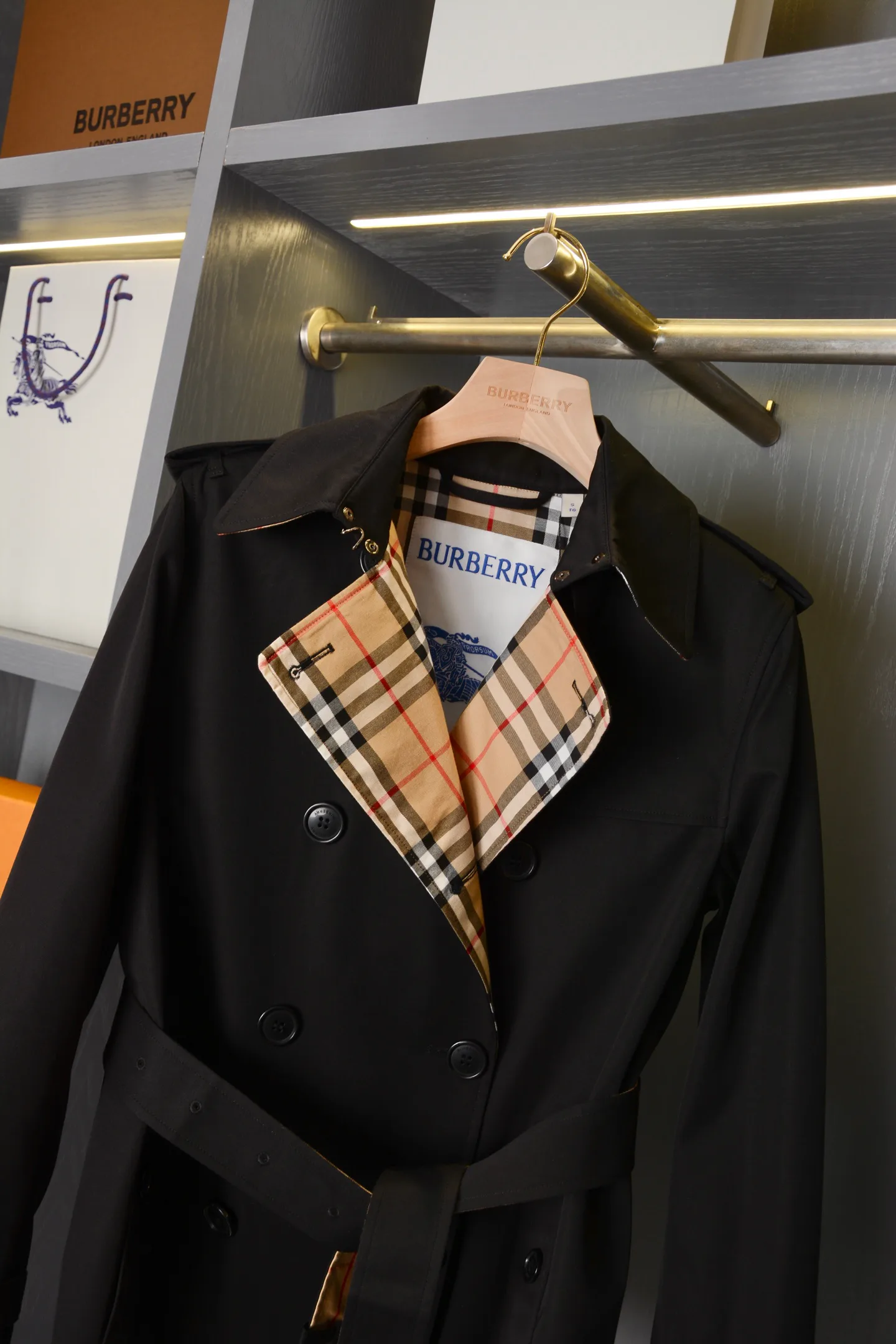Тренчи Женские Burberry 18512839