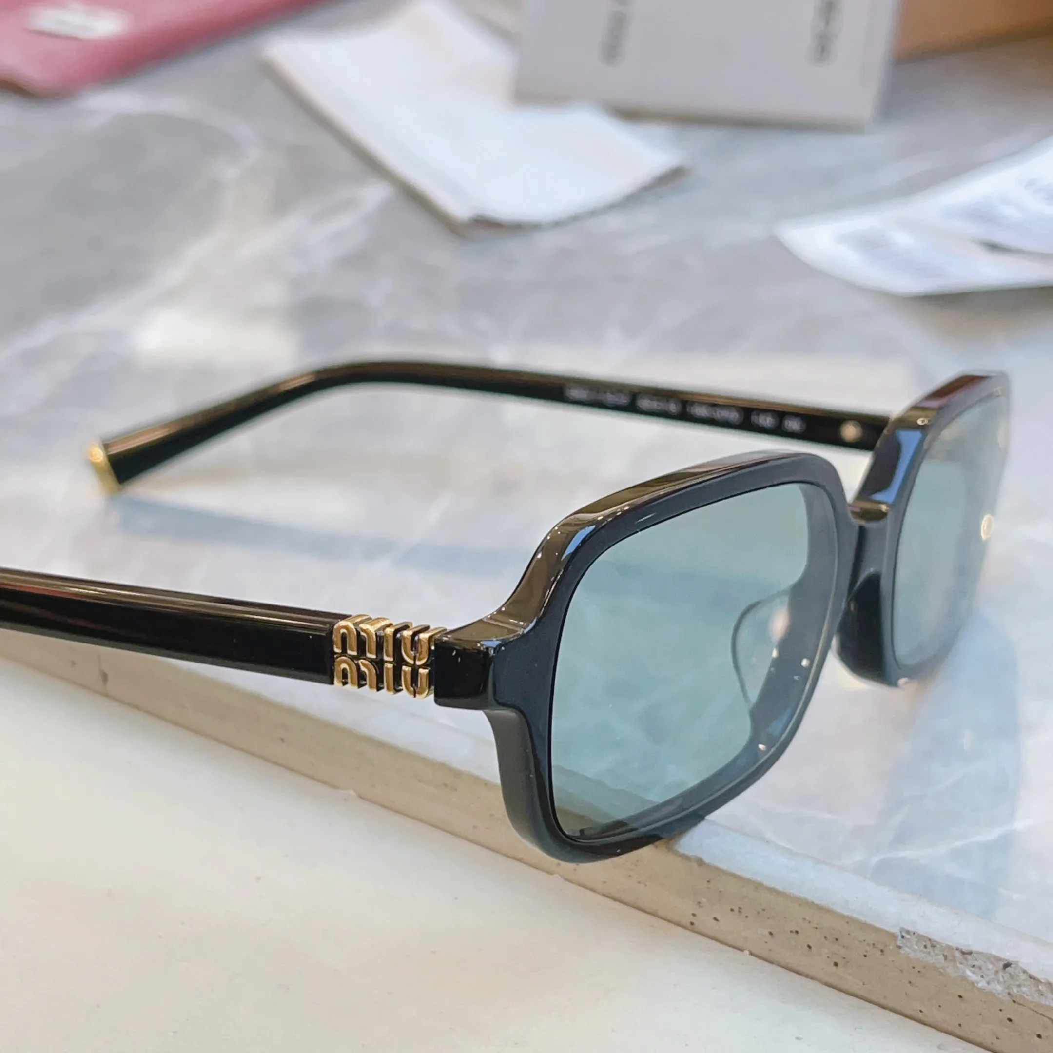 Очки Miu Miu 17529369