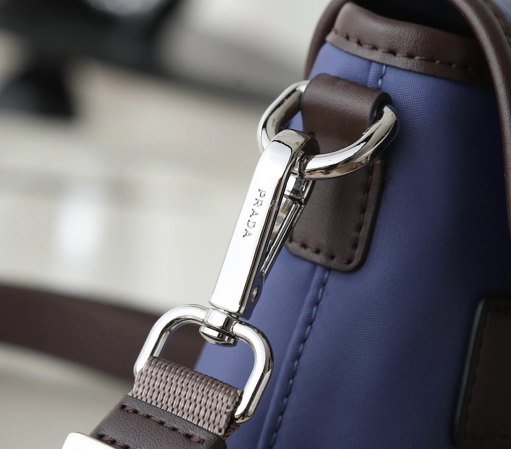 Сумки На Ремне Женские Prada 12757366