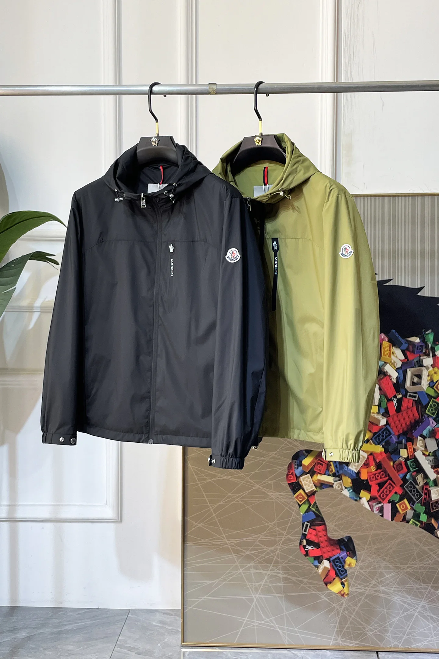 Куртки И Пуховики Мужские Moncler 11222585